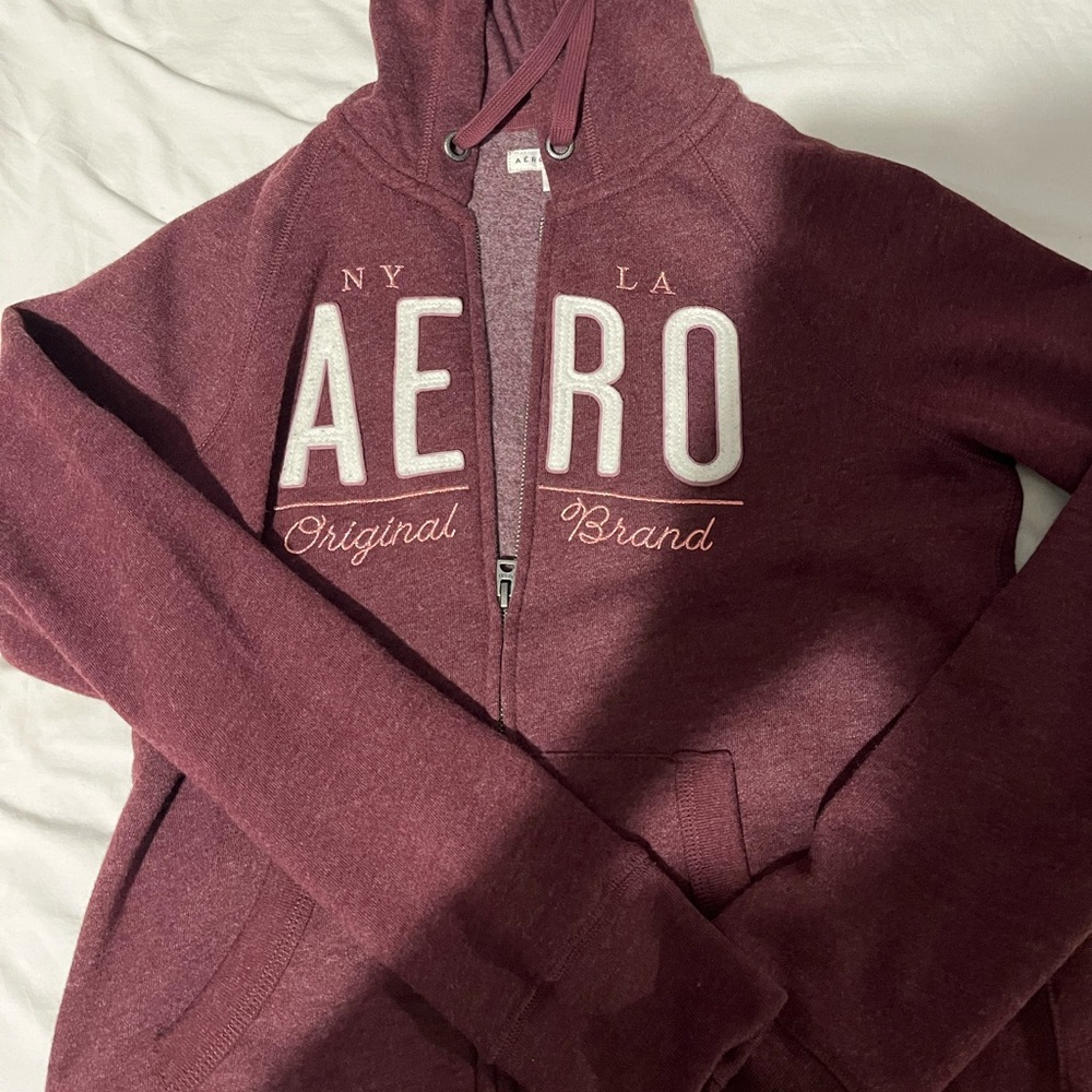Burgandy zip up aeropostale hoodie/sweater, Size small
